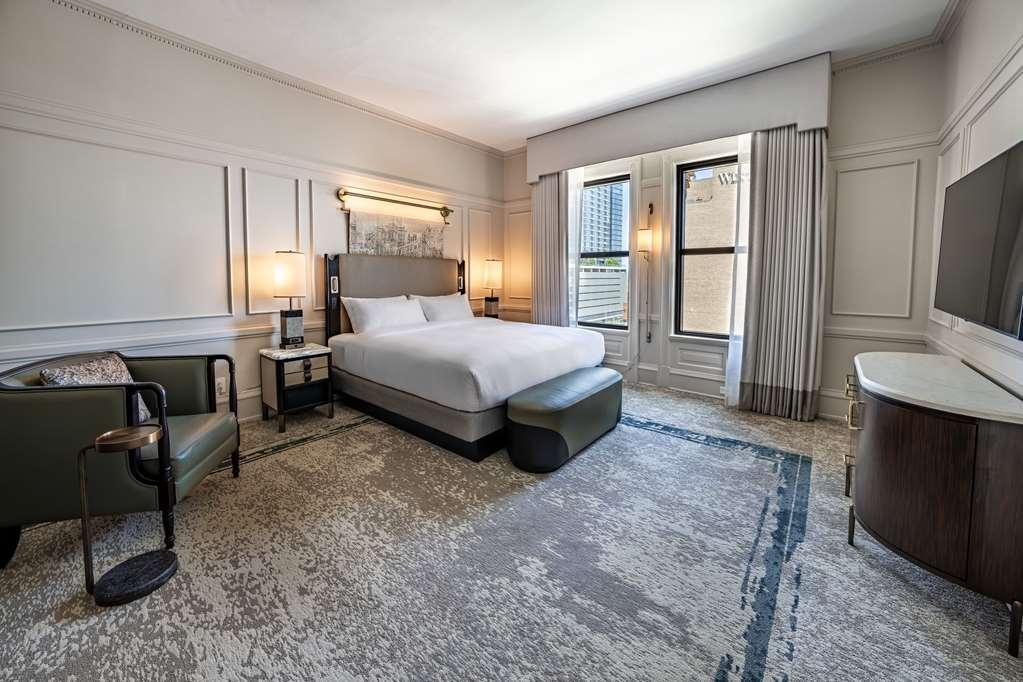 The Pfister Hotel Milwaukee Ruang foto